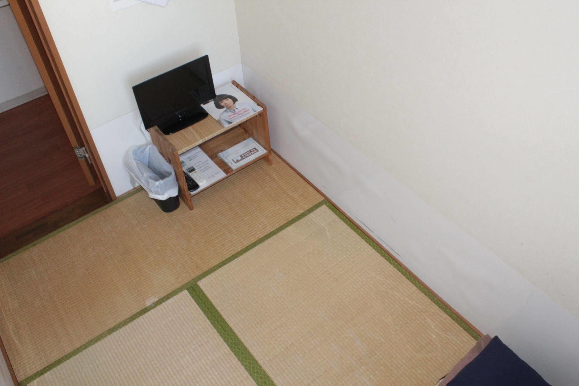 Aizuya Inn Tokyo Exterior photo